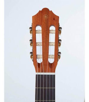 Yamaha C40M